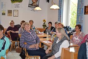 Frauen- und Seniorenkonferenz. Foto Regnet